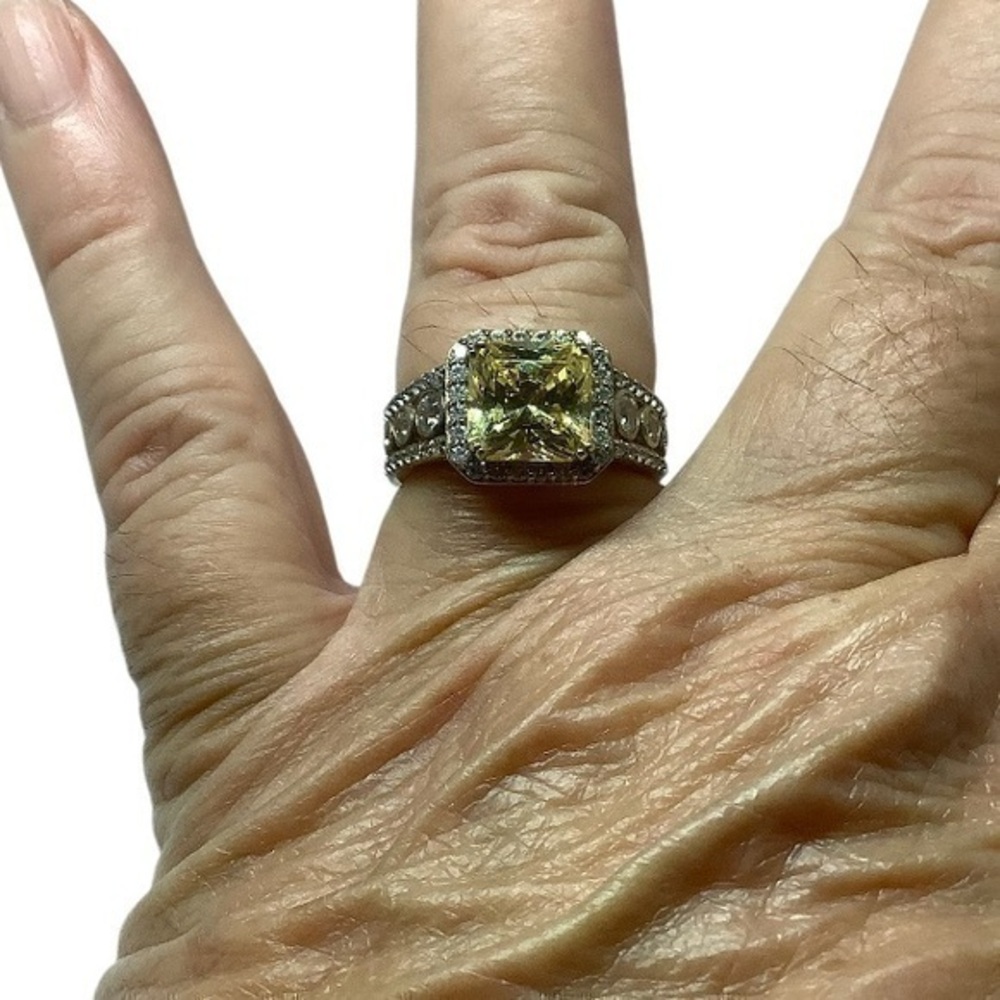 - Gold over sterling silver Yellow gemstone ring size 9